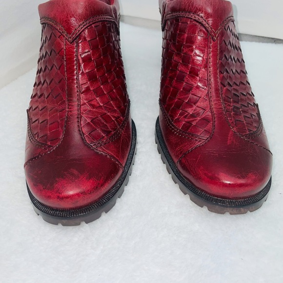 SoftWalk Red Wedges - Picture 8 of 12